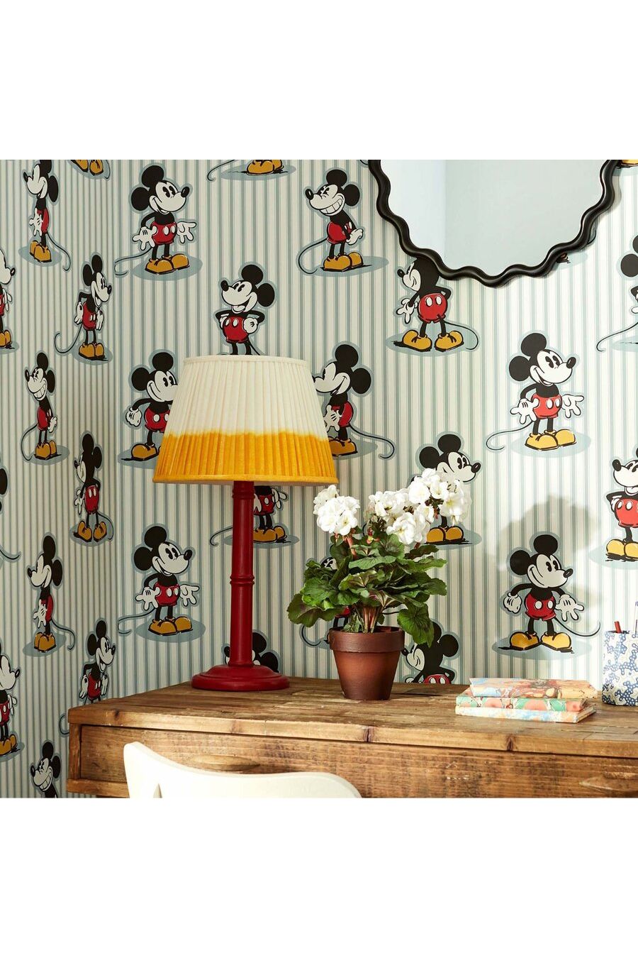 Mickey Stripe - Sea Salt van Disney Home x Sanderson | Kids Conceptstore Le Fanfare