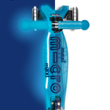 Maxi Micro step Deluxe Glow Plus LED - Crystal Blue
