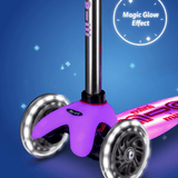 Micro Mini Deluxe Glow LED Plus frosty pink van Micro Step | Kids Conceptstore Le Fanfare