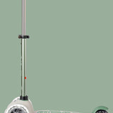 Mini Micro step Deluxe ECO LED pistache van Micro Step | Kids Conceptstore Le Fanfare