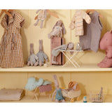Miniature Iron And Ironing Board van Maileg | Kids Conceptstore Le Fanfare