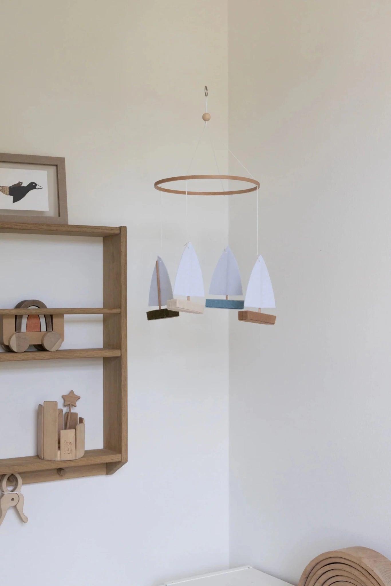 Mobile Boat baby mobile van KAS Kopenhagen | Kids Conceptstore Le Fanfare