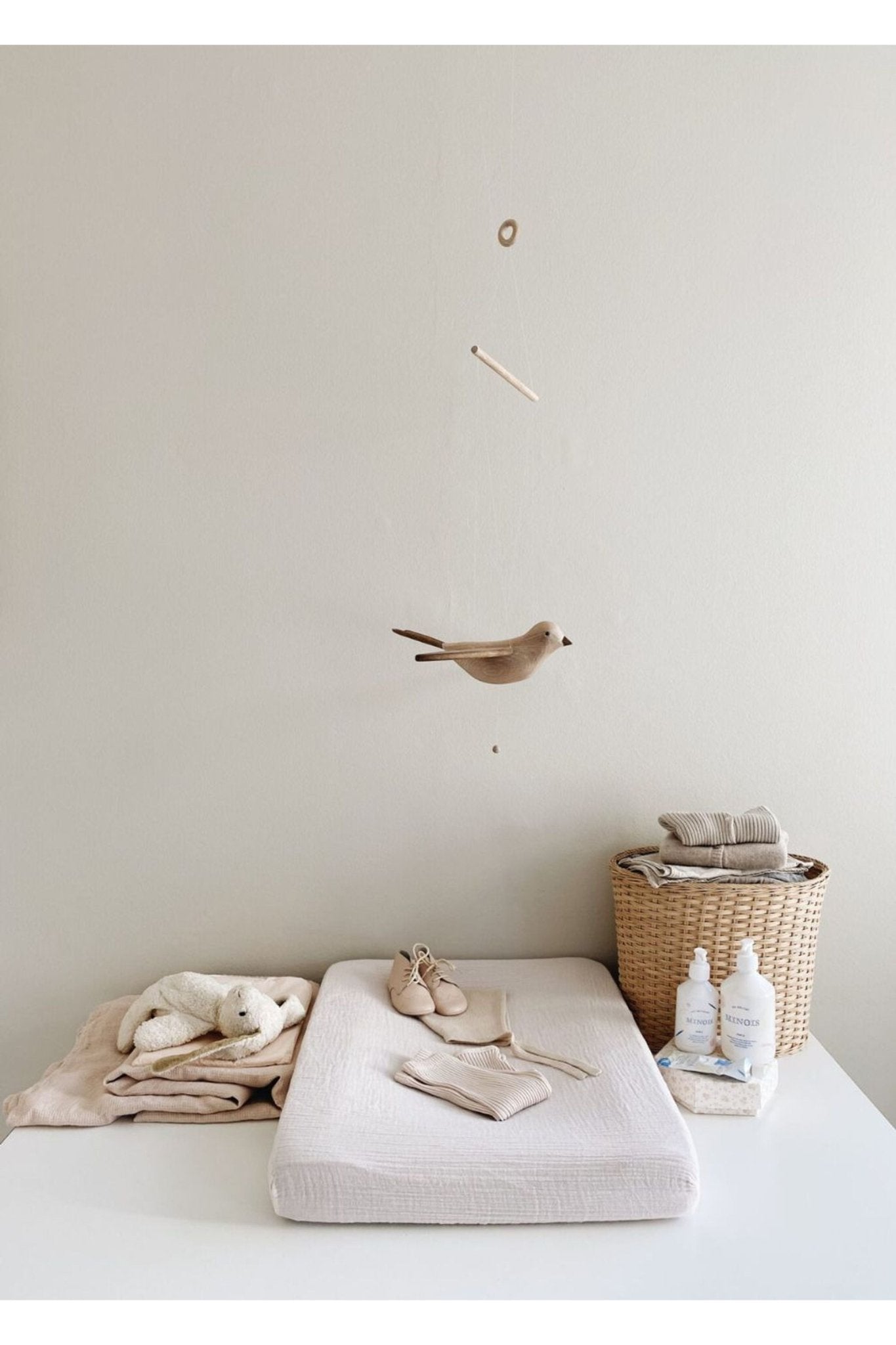 Mobile Flying koko - light oil van KAS Kopenhagen | Kids Conceptstore Le Fanfare