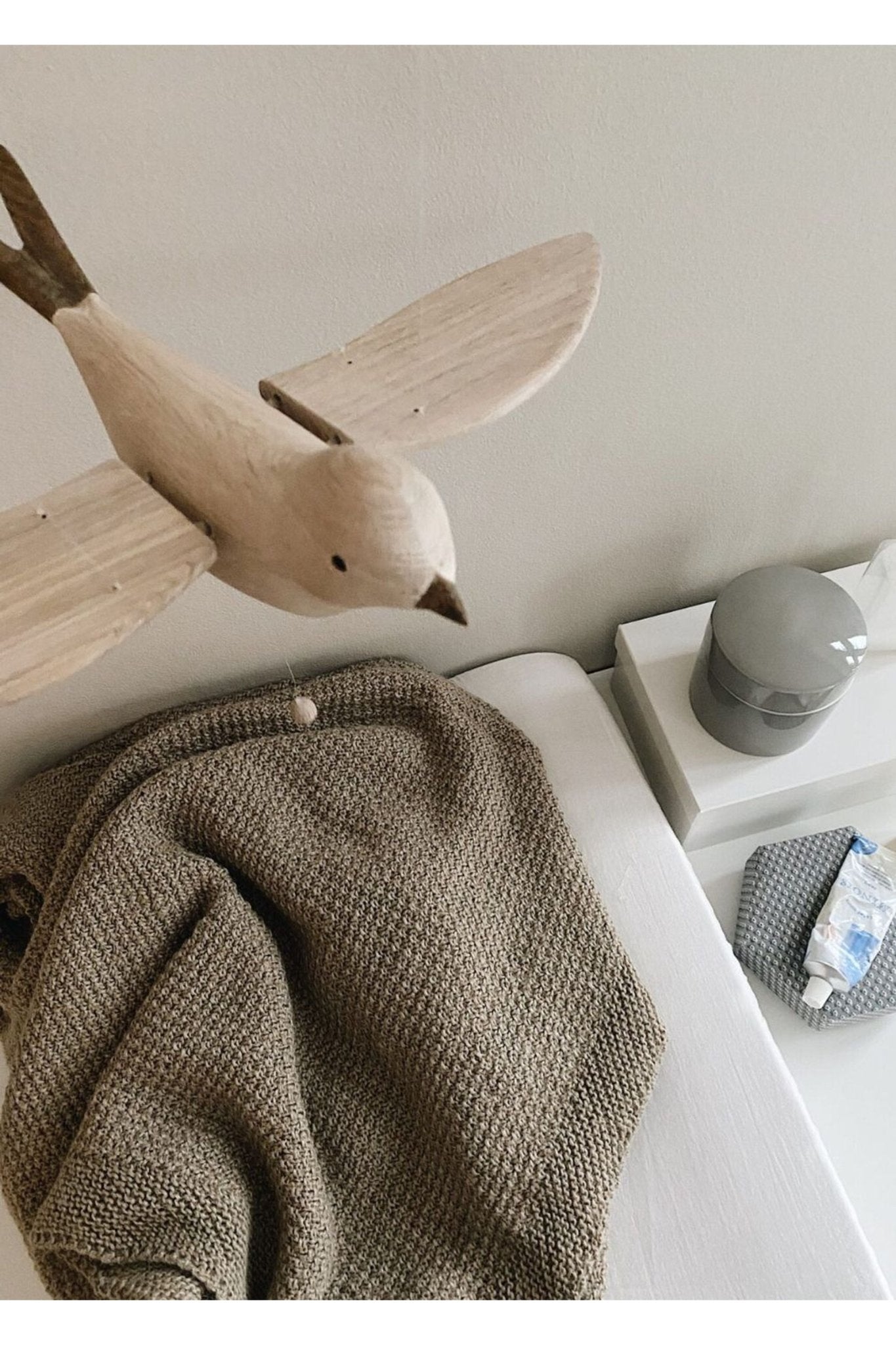 Mobile Flying koko - light oil van KAS Kopenhagen | Kids Conceptstore Le Fanfare
