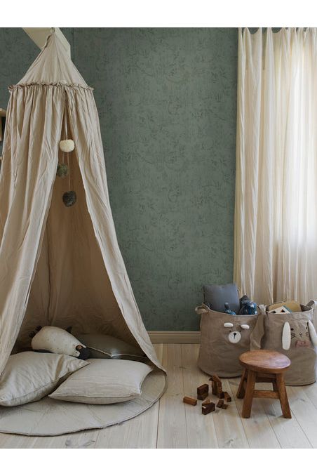 Newbie Wallpaper - Forest Friends - Green van Boråstapeter | Kids Conceptstore Le Fanfare
