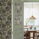 Newbie Wallpaper - Jungle Friends - Green van Boråstapeter | Kids Conceptstore Le Fanfare