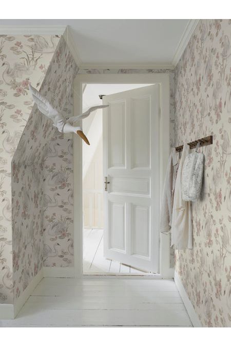 Newbie Wallpaper - Lily Swan - Multi van Boråstapeter | Kids Conceptstore Le Fanfare