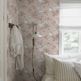 Newbie Wallpaper - Lily Swan - Pink van Boråstapeter | Kids Conceptstore Le Fanfare