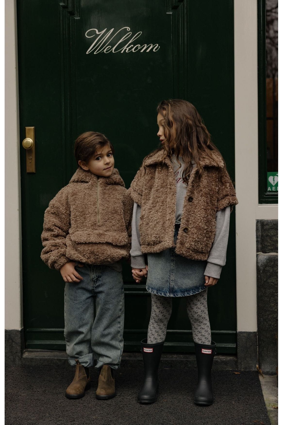 Nine Gilet - Brown van Charlie Petite | Kids Conceptstore Le Fanfare