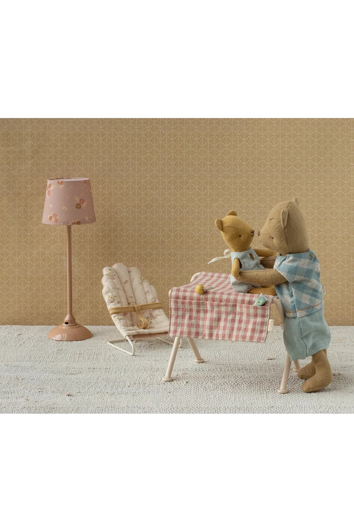 Nursery table, Micro van Maileg | Kids Conceptstore Le Fanfare