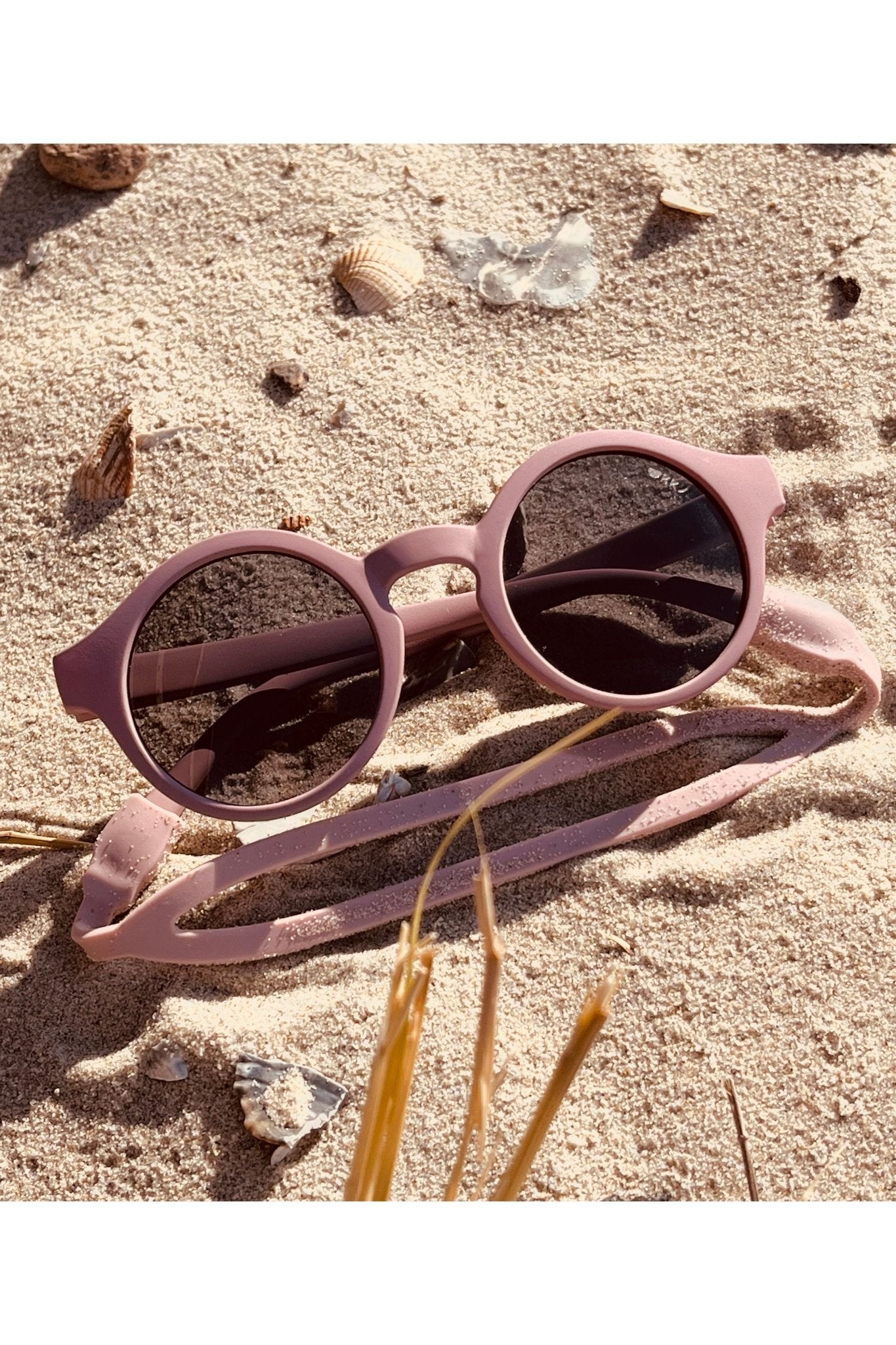 OKKY sunglasses - baby/toddler - Jellyfish Pink van Okky Eyewear | Kids Conceptstore Le Fanfare