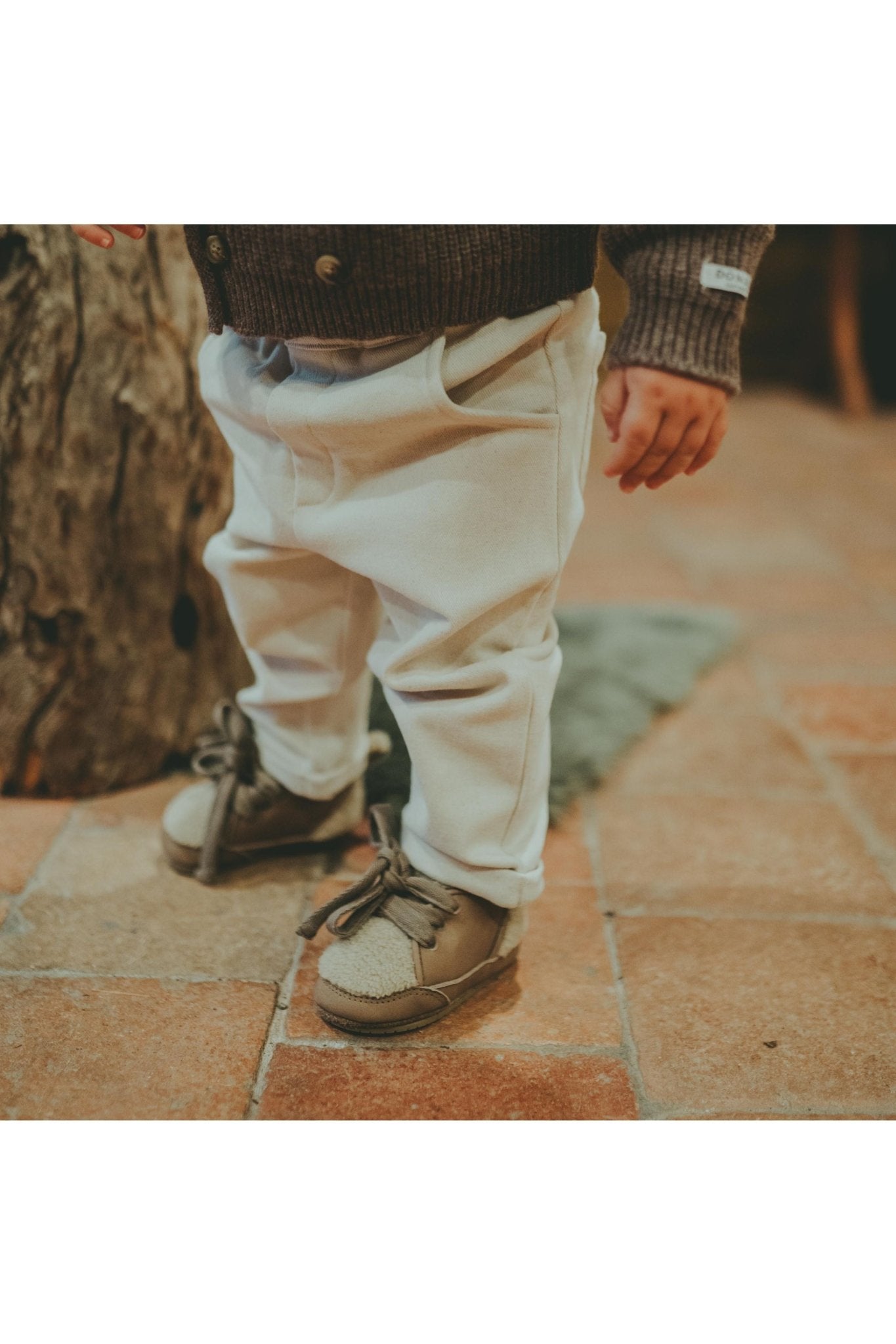 Olb Trousers - Warm White van Donsje Amsterdam | Kids Conceptstore Le Fanfare