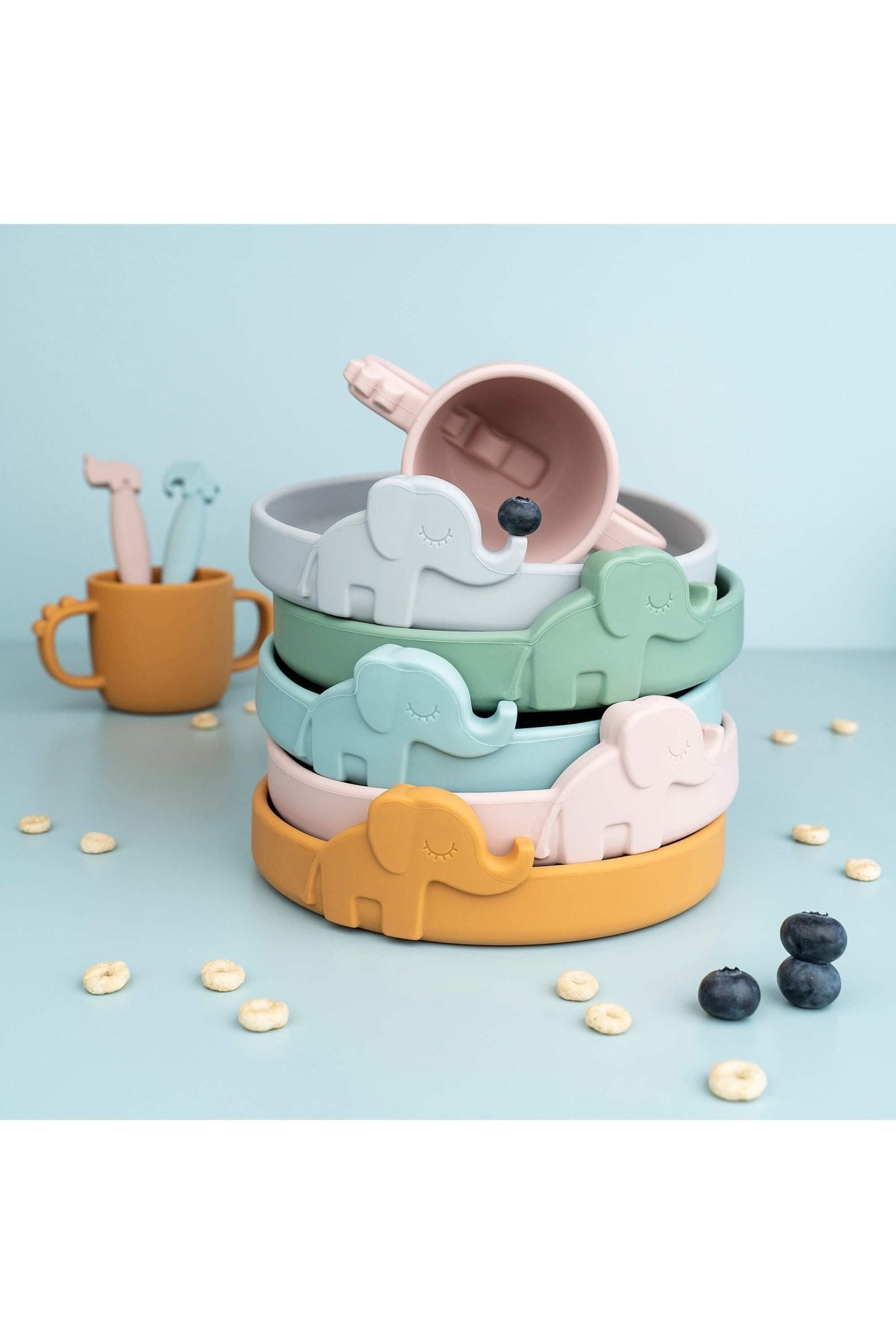 Peekaboo plate Elphee Green van Done by Deer | Kids Conceptstore Le Fanfare