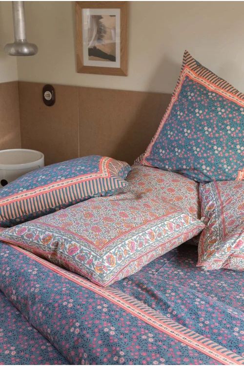 Pillow Case Valerie Ivory Winter Garden 40x40 van Louise Misha | Kids Conceptstore Le Fanfare