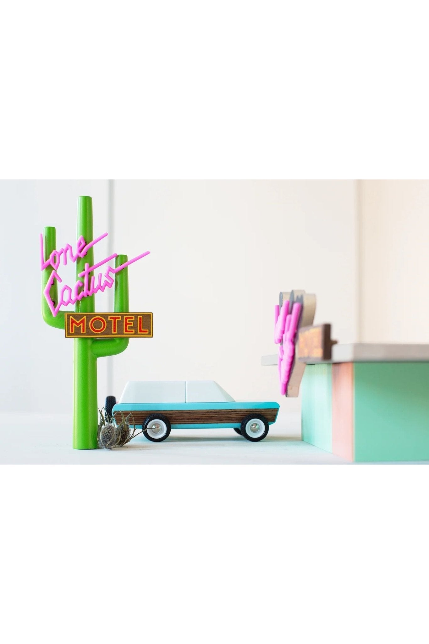 Pioneer van Candylab Toys | Kids Conceptstore Le Fanfare