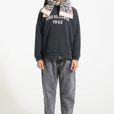 Mom fit trousers - Washed black denim