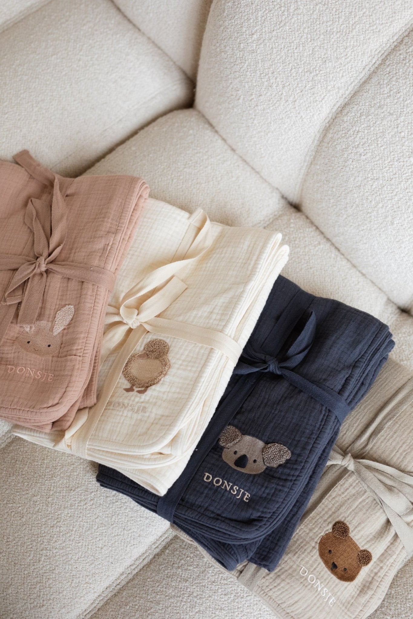 Ploekie Muslin Blanket XL - Fluffy Bunny - Rose Mocha van Donsje Amsterdam | Kids Conceptstore Le Fanfare