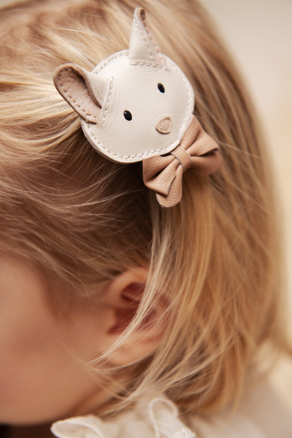 Pua Clip | Kitten - Off White Leather van Donsje Amsterdam | Kids Conceptstore Le Fanfare