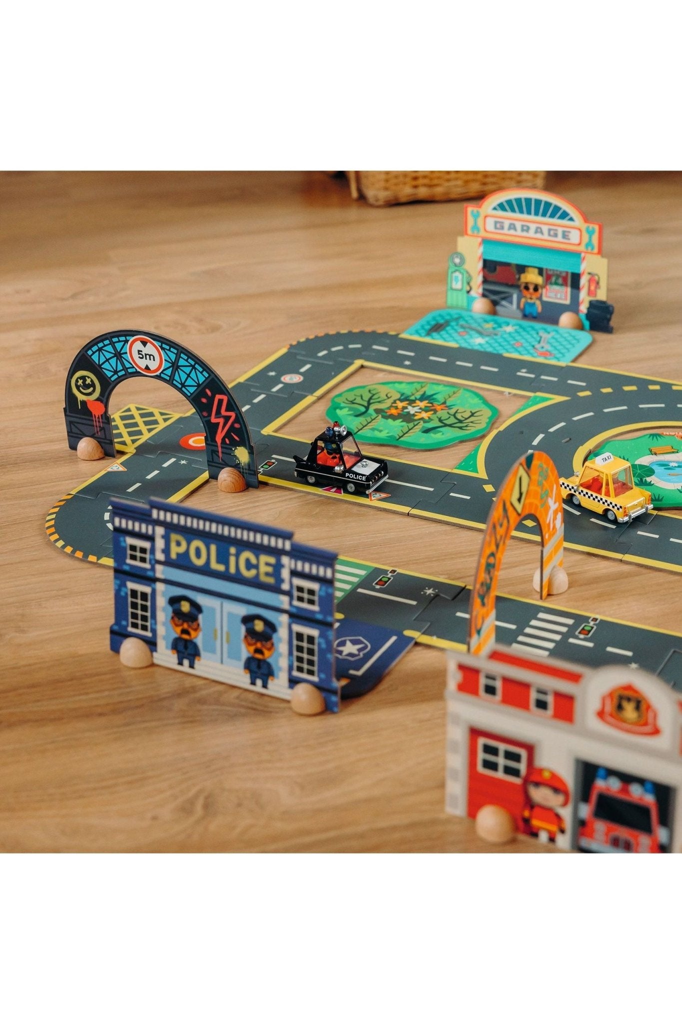 Puzzl'Up Giant - City - 33 pcs van Djeco | Kids Conceptstore Le Fanfare
