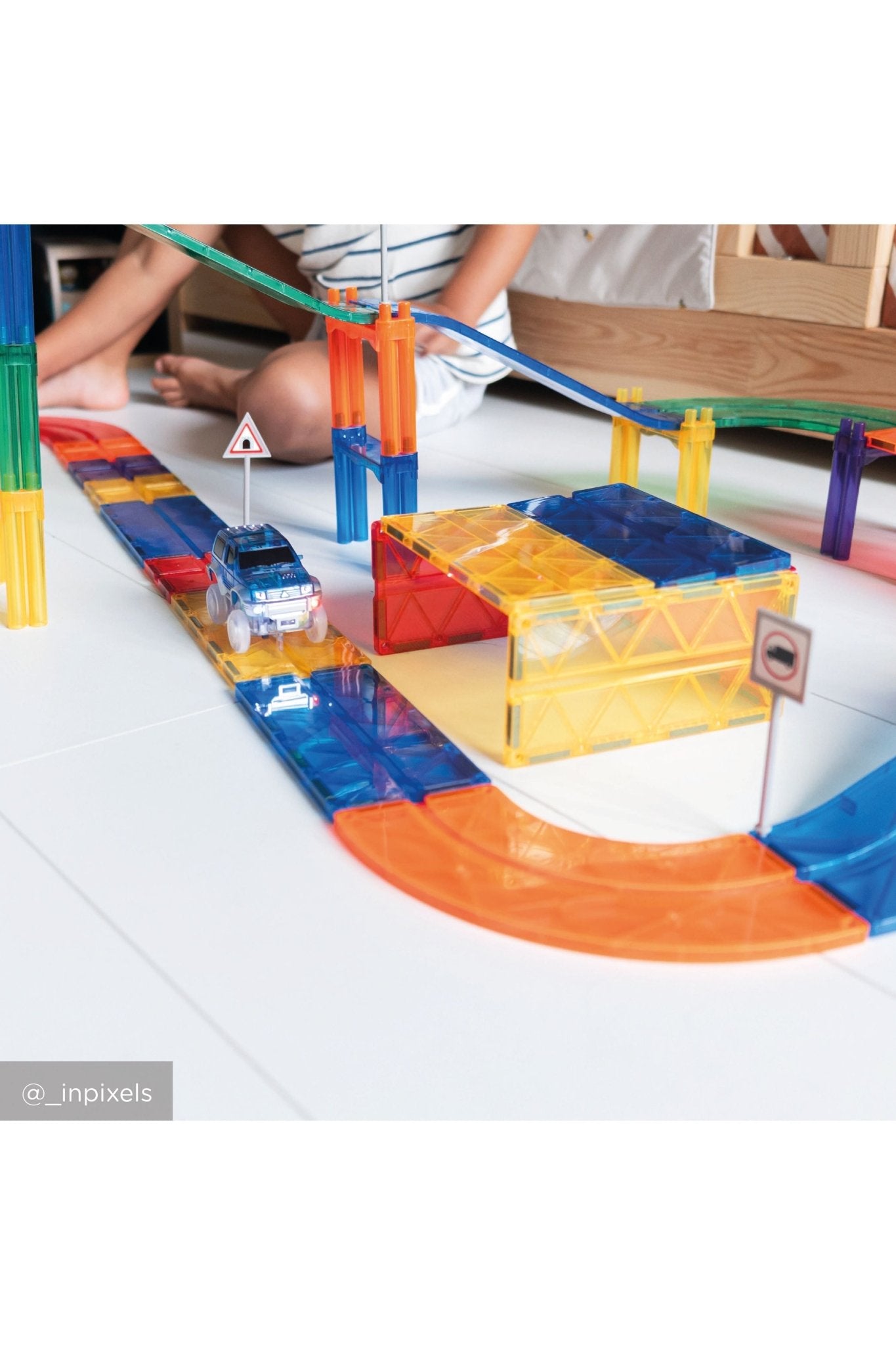 Race Track Add-on Curves Intense | 15 Stuks van Cleverclixx | Kids Conceptstore Le Fanfare