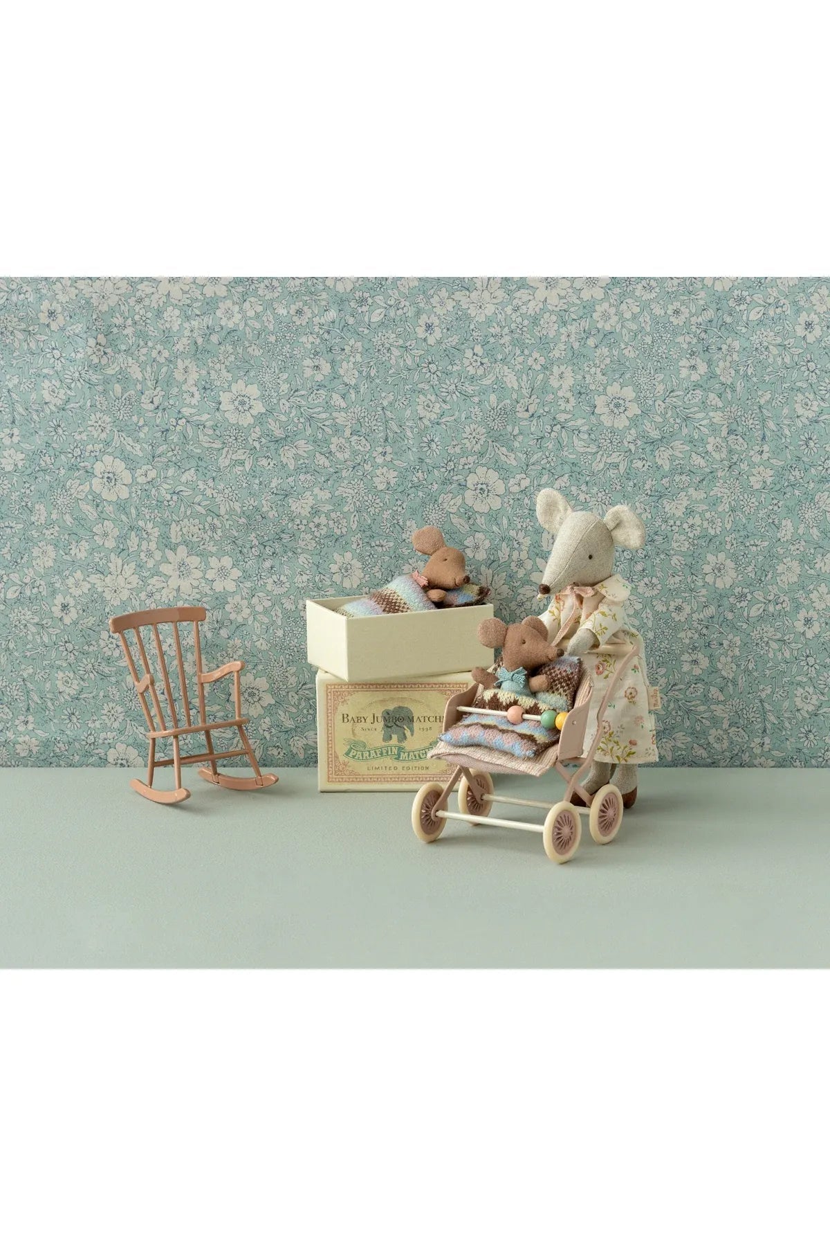 Rocking chair, Mouse - Dark powder van Maileg | Kids Conceptstore Le Fanfare
