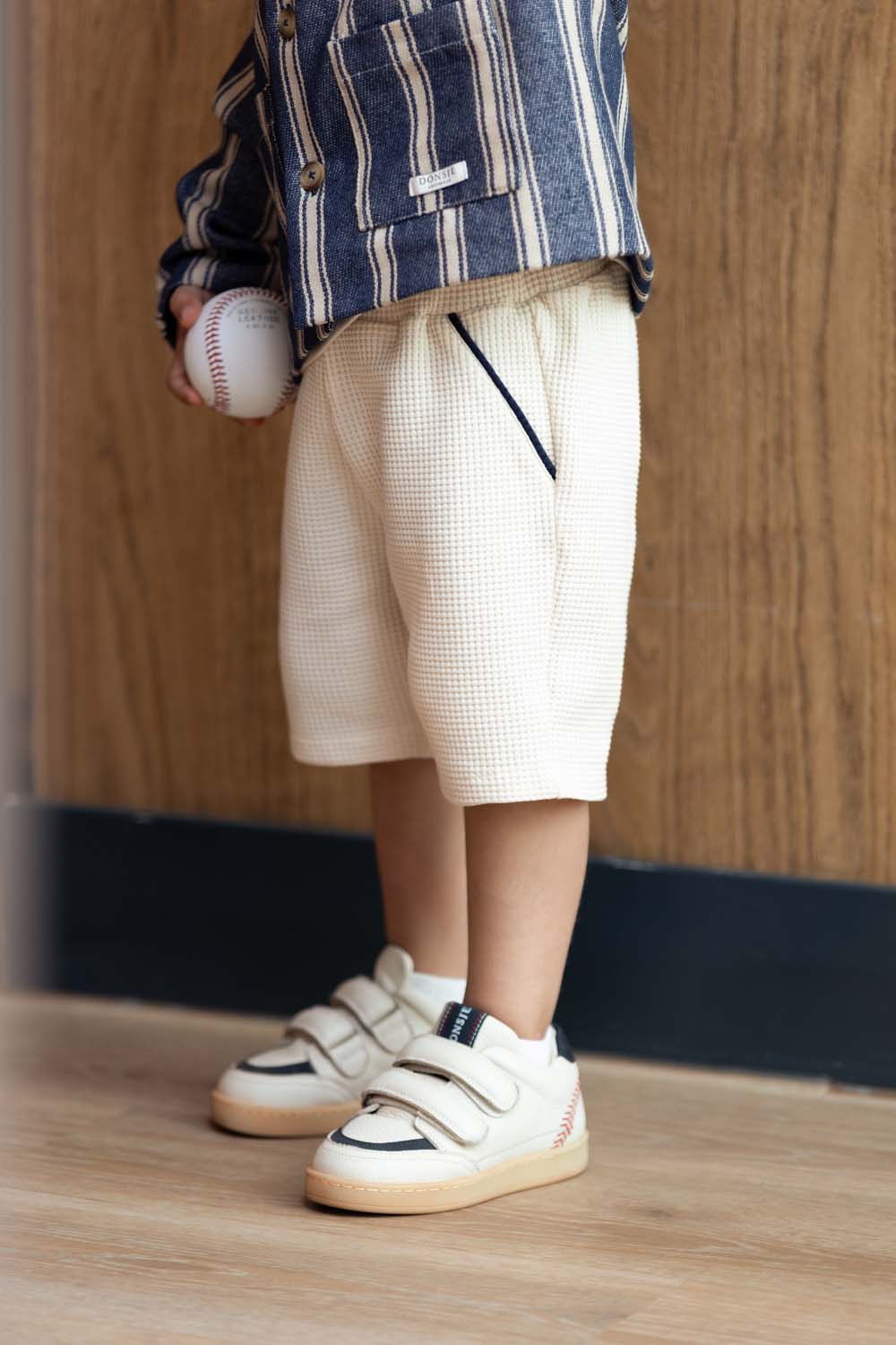 Ronan Sneakers - Off White Leather van Donsje Amsterdam | Kids Conceptstore Le Fanfare