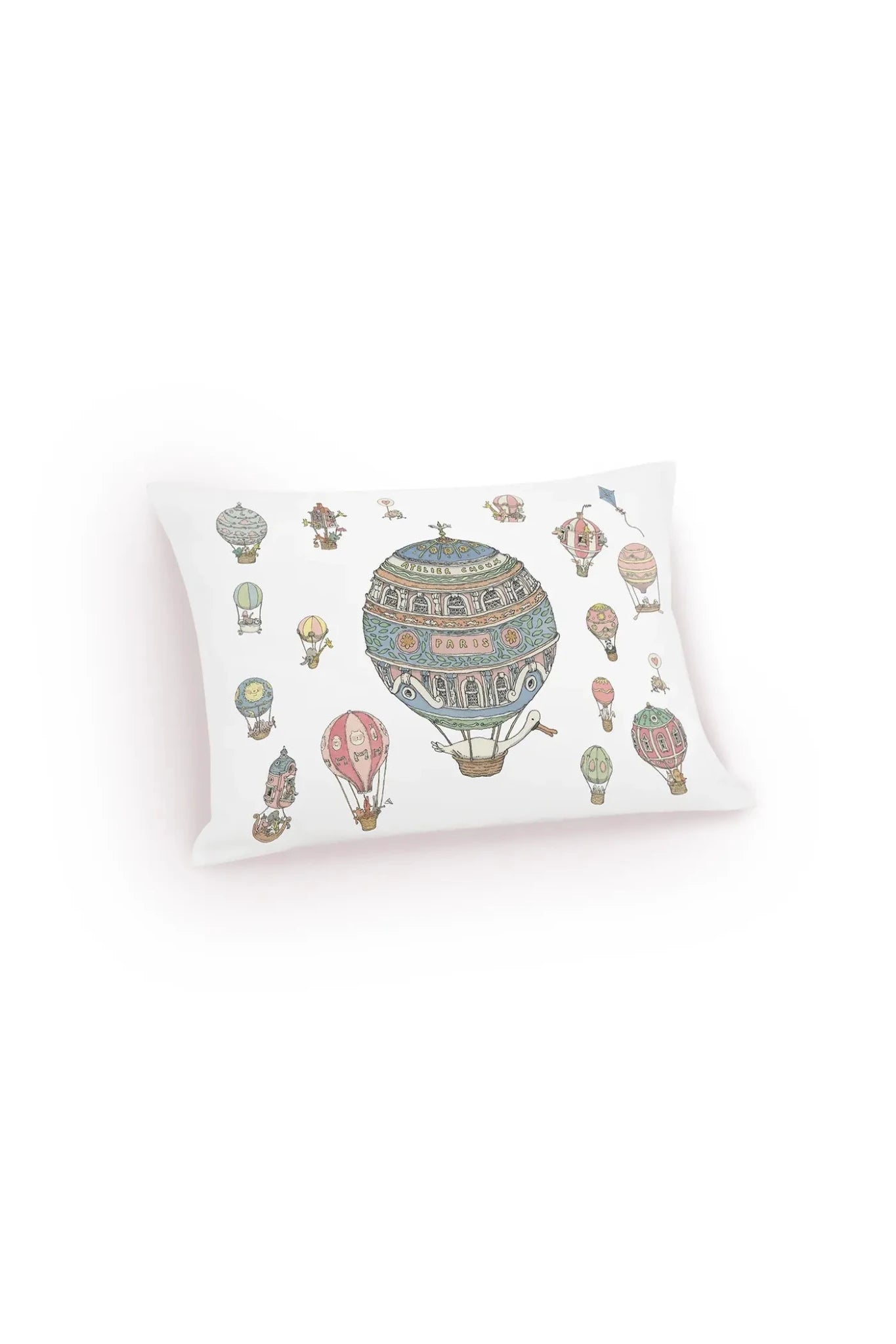 Satin Cushion - Hot Air Balloons van Atelier Choux | Kids Conceptstore Le Fanfare