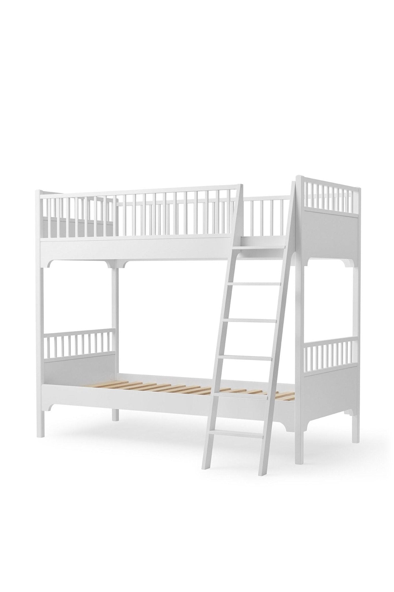 Seaside Classic bunk bed 90x200 cm w. slant ladder van Oliver Furniture | Kids Conceptstore Le Fanfare