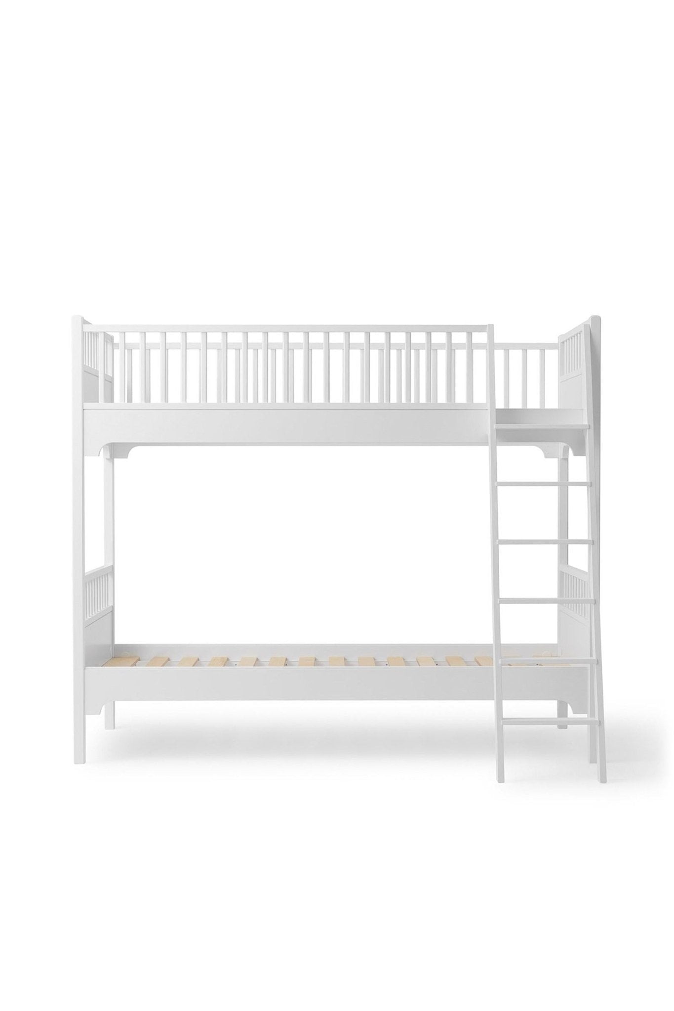 Seaside Classic bunk bed 90x200 cm w. slant ladder van Oliver Furniture | Kids Conceptstore Le Fanfare