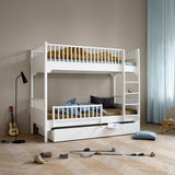 Seaside Classic bunk bed 90x200 cm w. vertical ladder van Oliver Furniture | Kids Conceptstore Le Fanfare