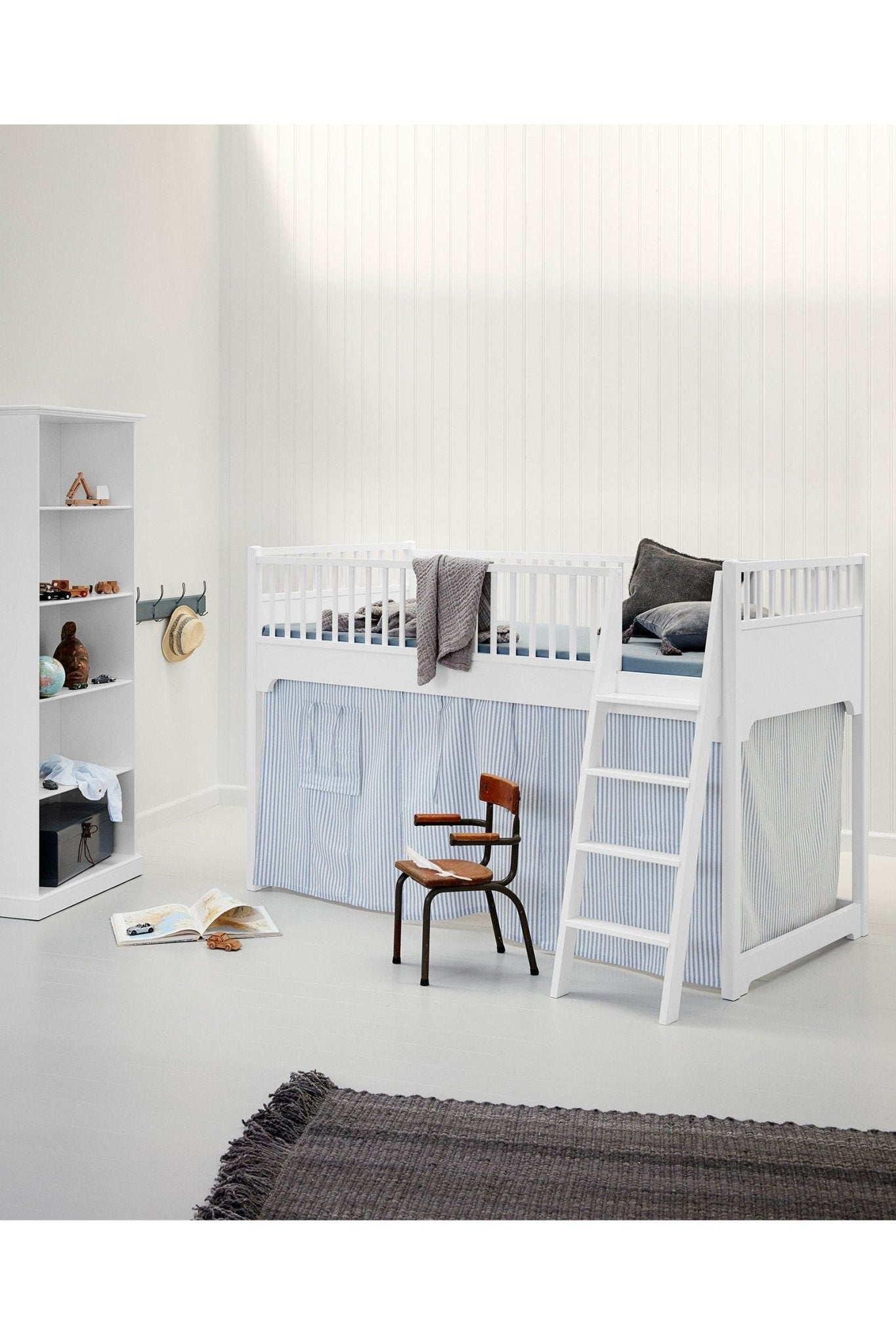 Seaside Classic curtain, blue striped van Oliver Furniture | Kids Conceptstore Le Fanfare