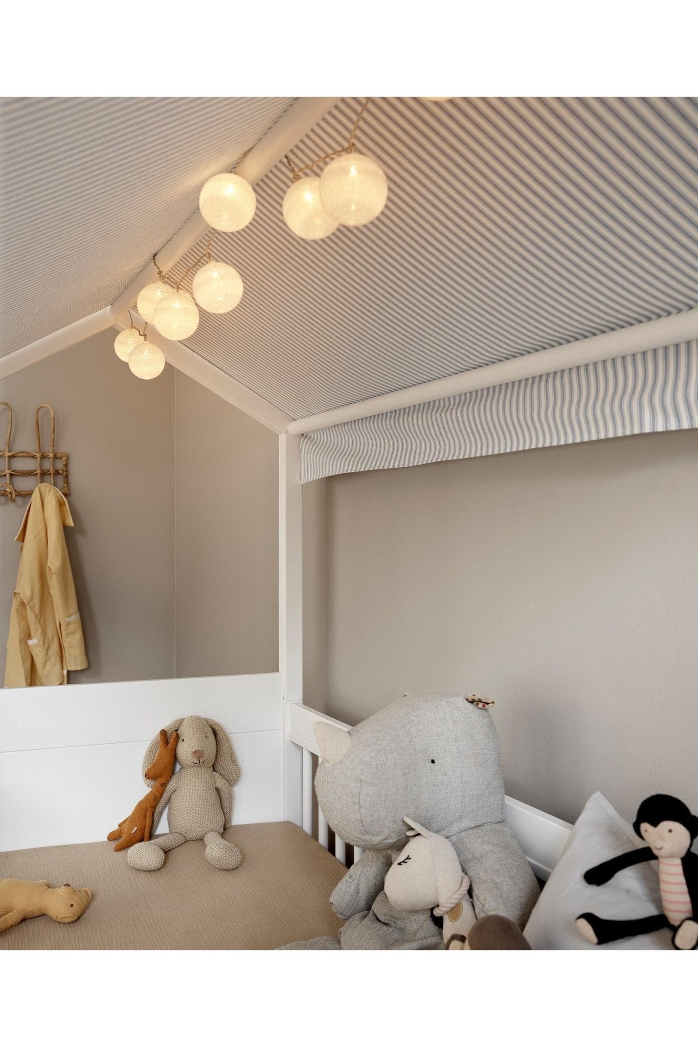 Seaside Classic curtain, blue striped van Oliver Furniture | Kids Conceptstore Le Fanfare