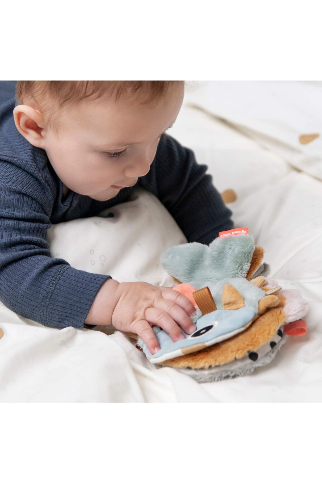 Sensory baby book | Sea friends - Colour mix van Done by Deer | Kids Conceptstore Le Fanfare
