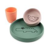 Silicone dinner set Croco Green/Powder/Coral van Done by Deer | Kids Conceptstore Le Fanfare