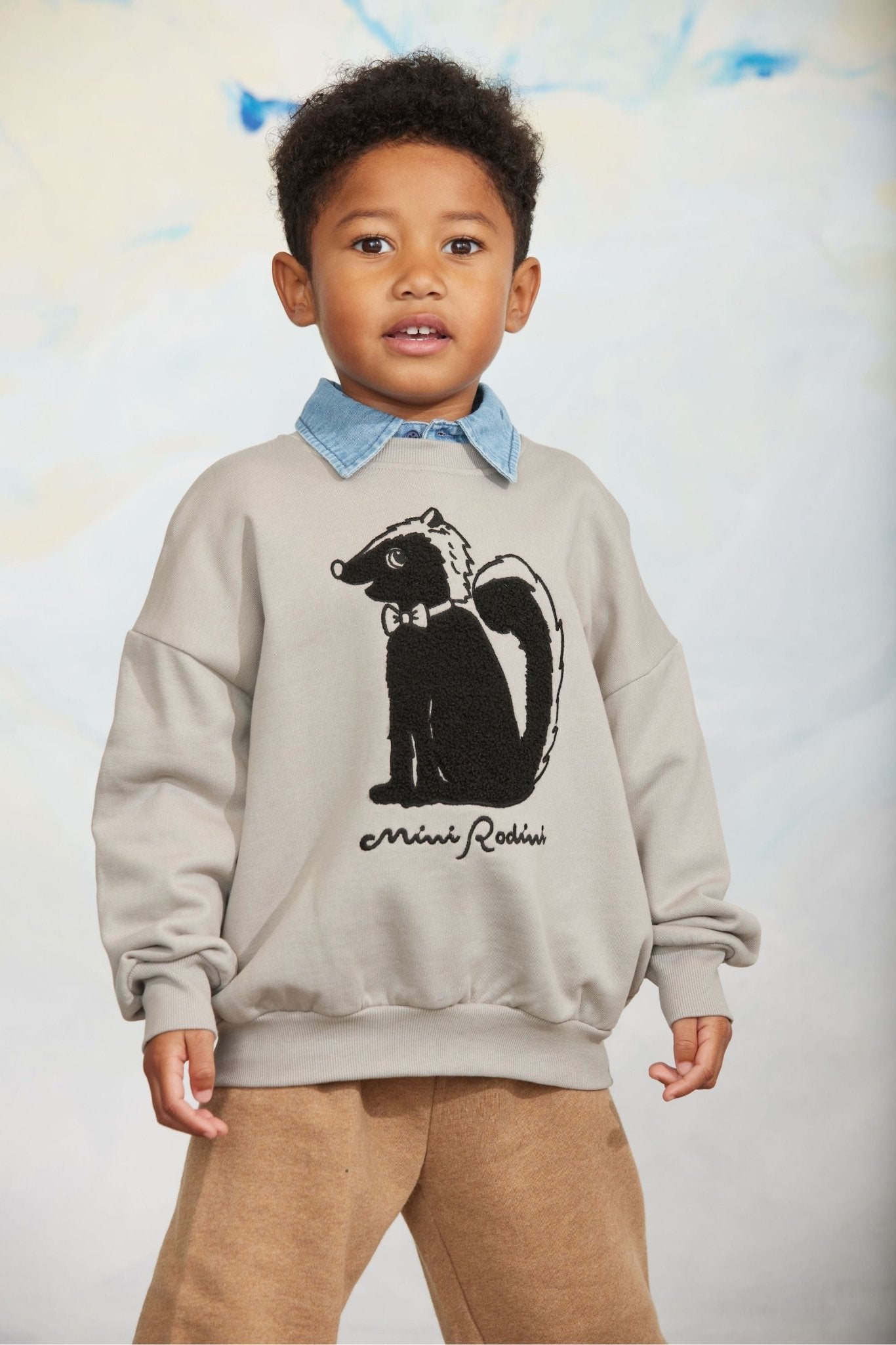 Skunk chenille sweatshirt - Grey van Mini Rodini | Kids Conceptstore Le Fanfare