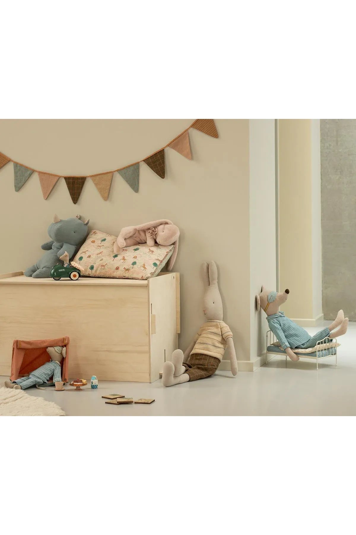 Sleeping bunny plush, Small - Powder van Maileg | Kids Conceptstore Le Fanfare
