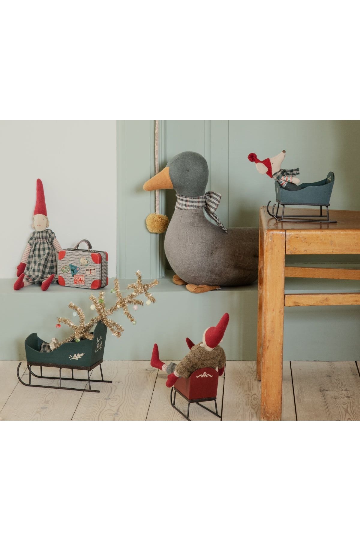 Sleigh, Mouse - Red van Maileg | Kids Conceptstore Le Fanfare
