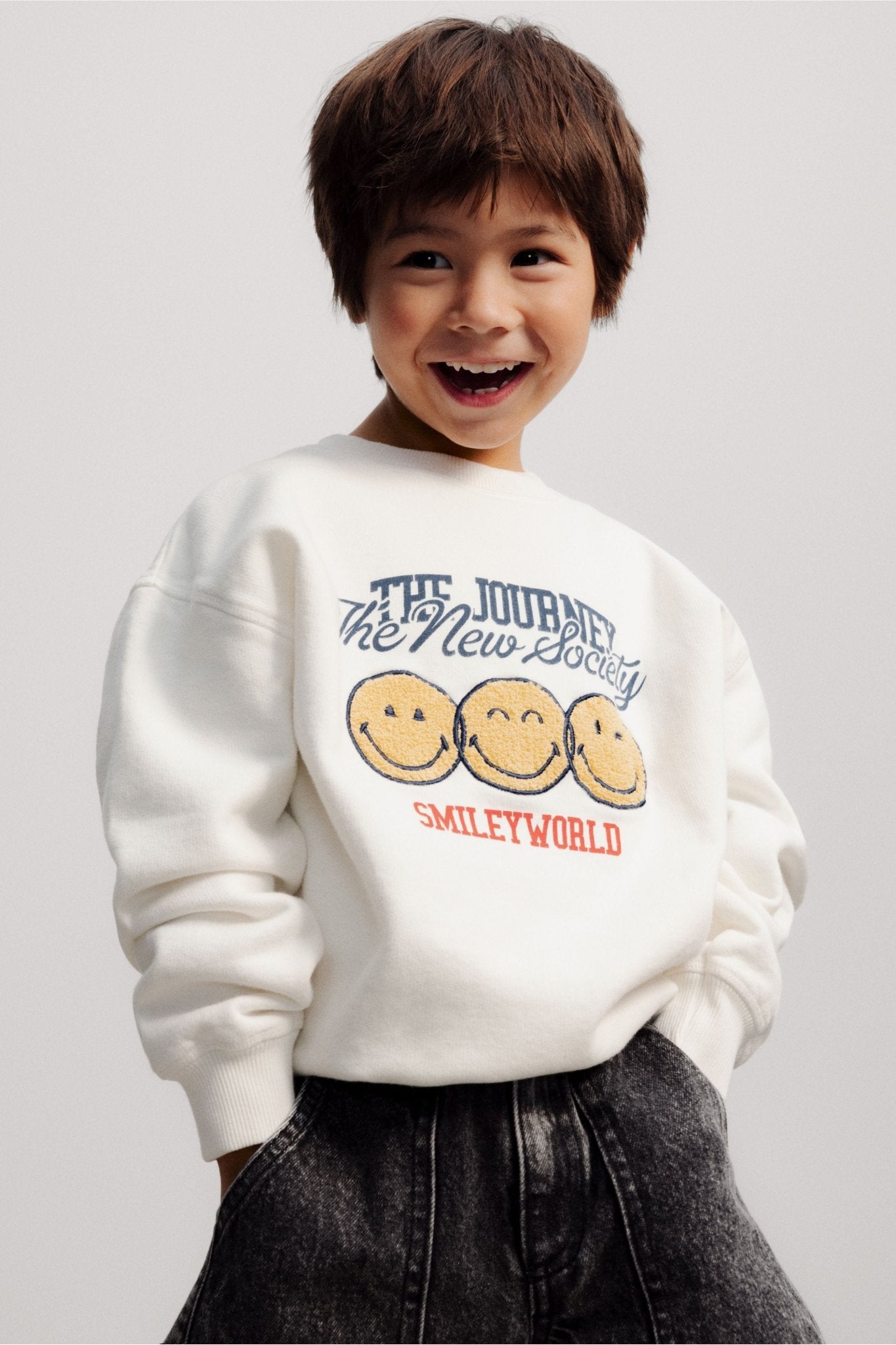 Smiley Sweatshirt Whisper White van The New Society | Kids Conceptstore Le Fanfare