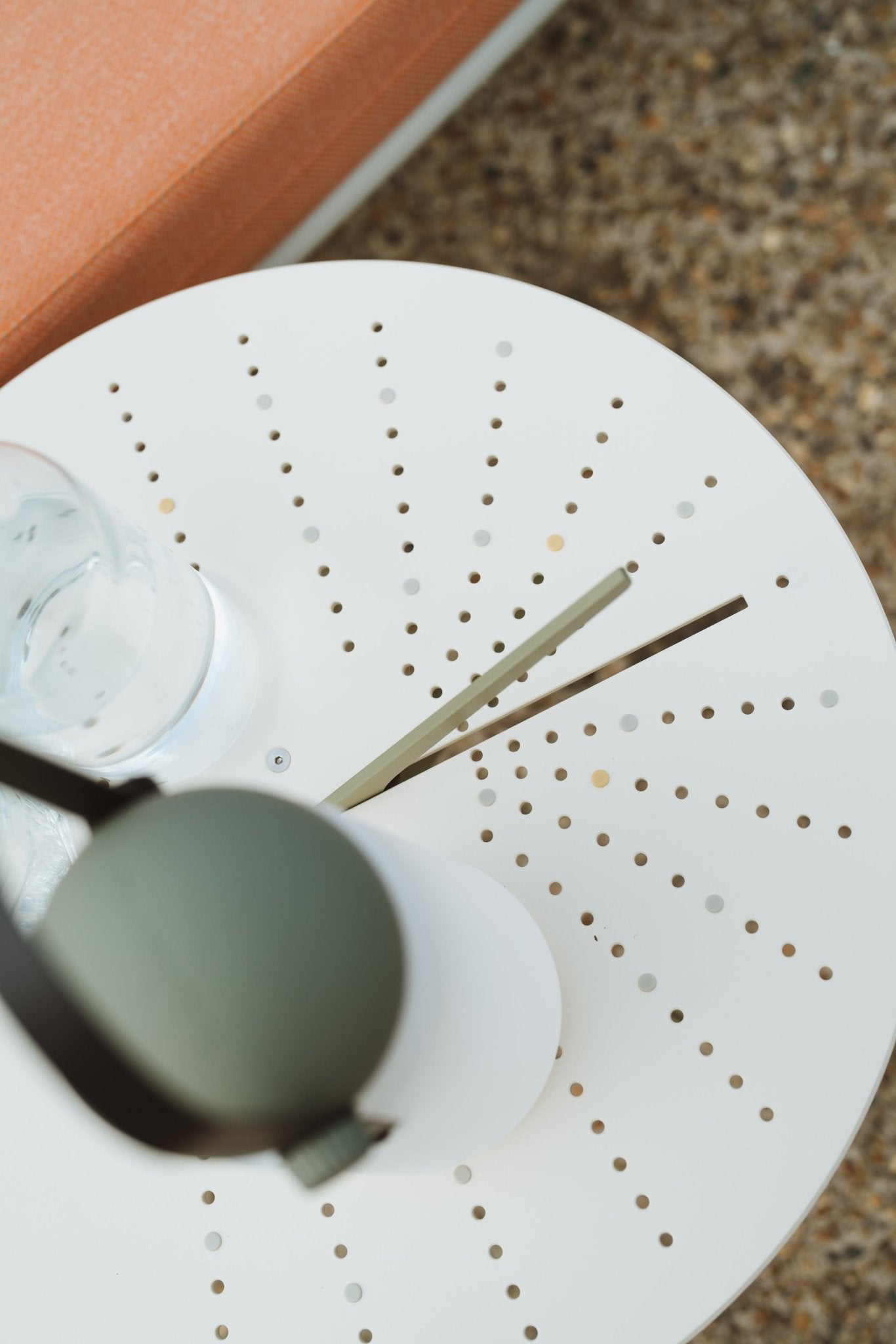 Sundial Table - Green van Weltevree | Kids Conceptstore Le Fanfare