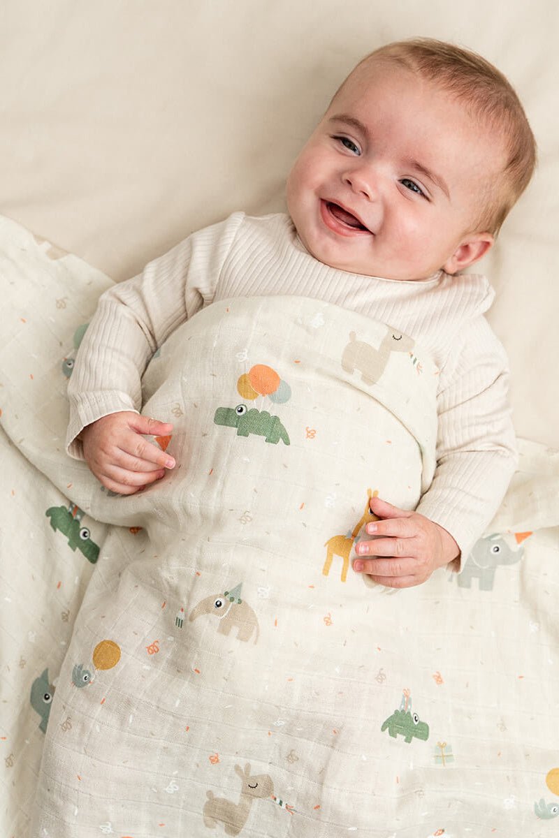 Swaddle | Celebration - Sand van Done by Deer | Kids Conceptstore Le Fanfare