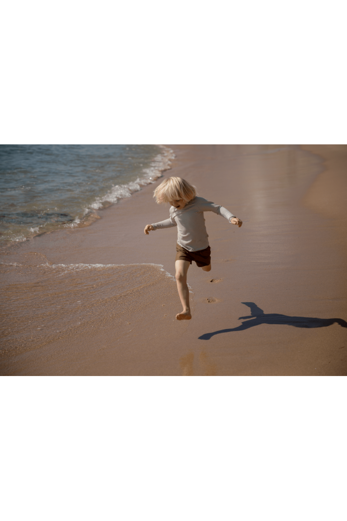 Swiggo Shorts - Boardshorts - Dark Bronze van MarMar Copenhagen | Kids Conceptstore Le Fanfare
