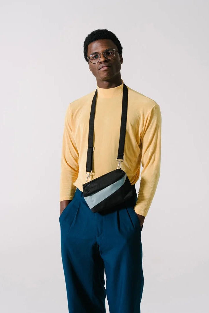 The New Bum Bag Black & Grey Small van SUSAN BIJL | Kids Conceptstore Le Fanfare
