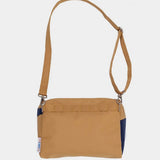 The New Bum Bag Camel & Navy Medium van SUSAN BIJL | Kids Conceptstore Le Fanfare
