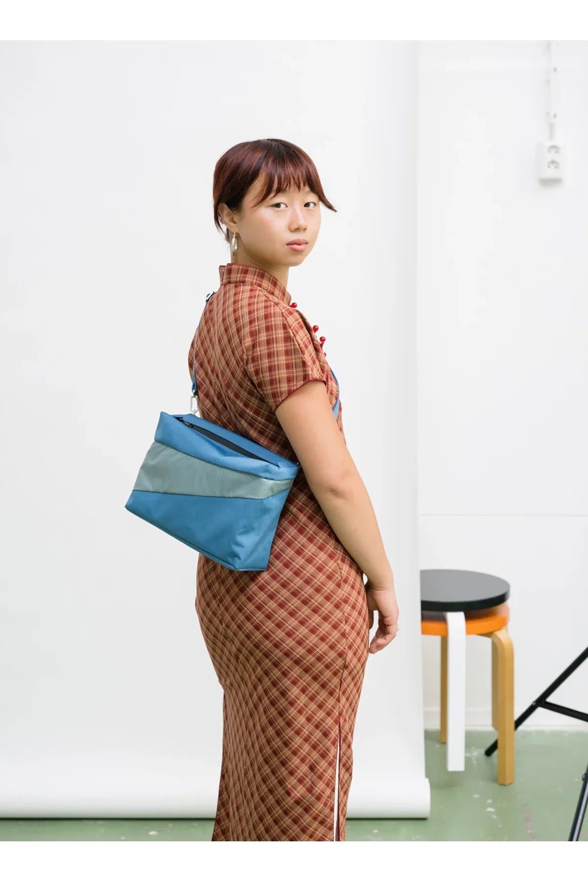 The New Bum Bag Dark Petrol & Grey Medium van SUSAN BIJL | Kids Conceptstore Le Fanfare
