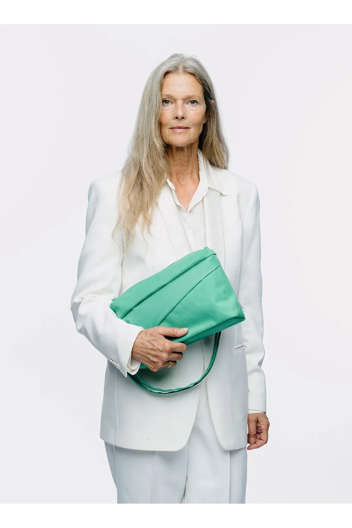 The New Bum Bag Holly Green Medium van SUSAN BIJL | Kids Conceptstore Le Fanfare