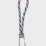 The New Kumihimo Keychain Key Blue & Red Alert van SUSAN BIJL | Kids Conceptstore Le Fanfare
