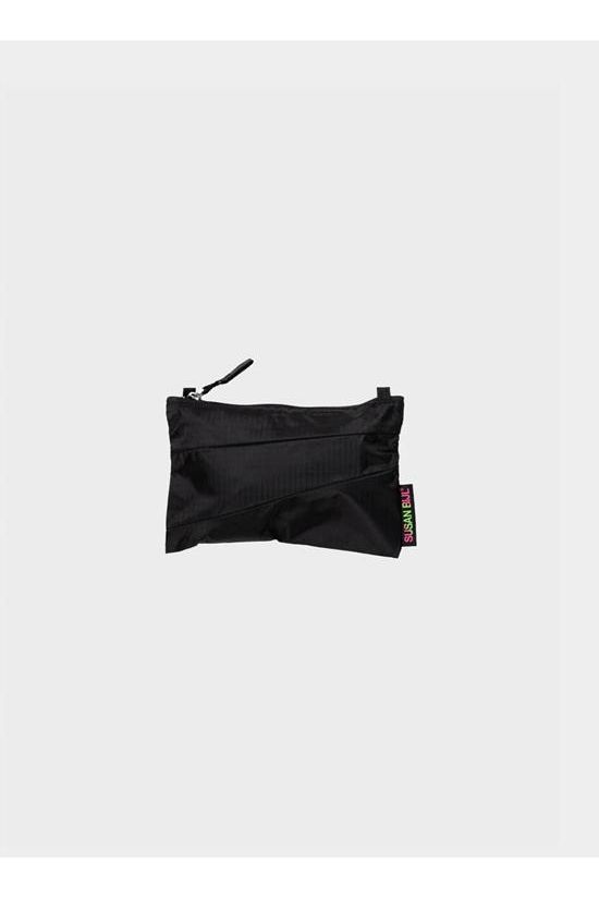 The New Pouch Black & Black Large van SUSAN BIJL | Kids Conceptstore Le Fanfare