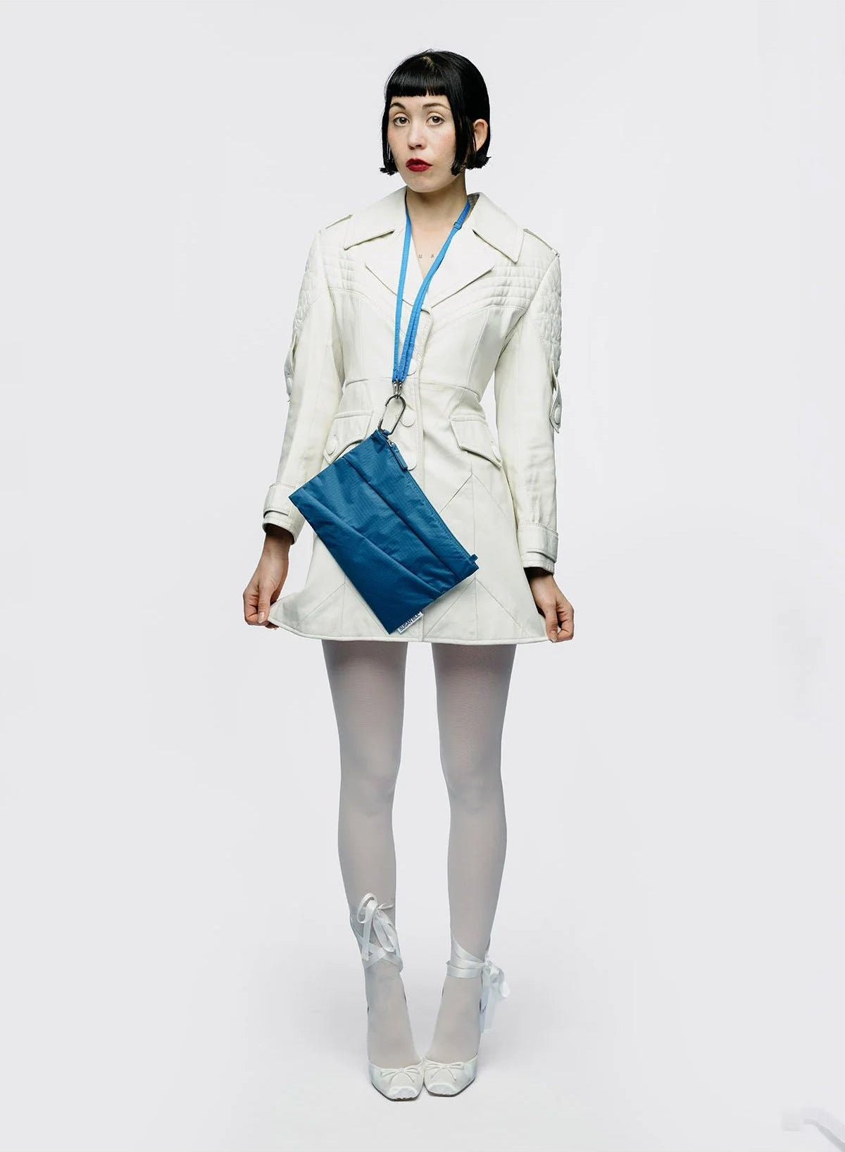 The New Pouch Dark Petrol Medium van SUSAN BIJL | Kids Conceptstore Le Fanfare