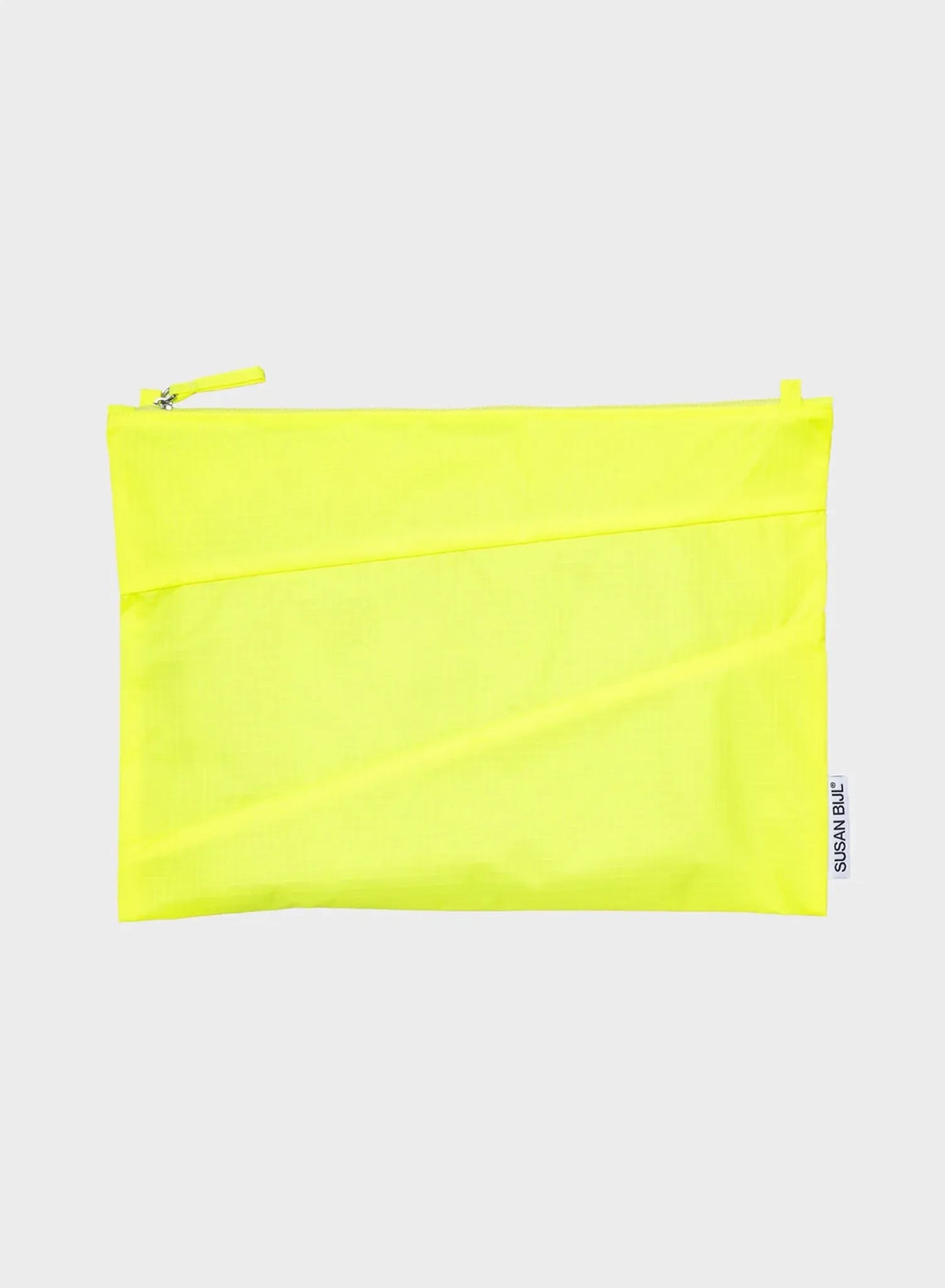 The New Pouch Fluo Yellow Large van SUSAN BIJL | Kids Conceptstore Le Fanfare