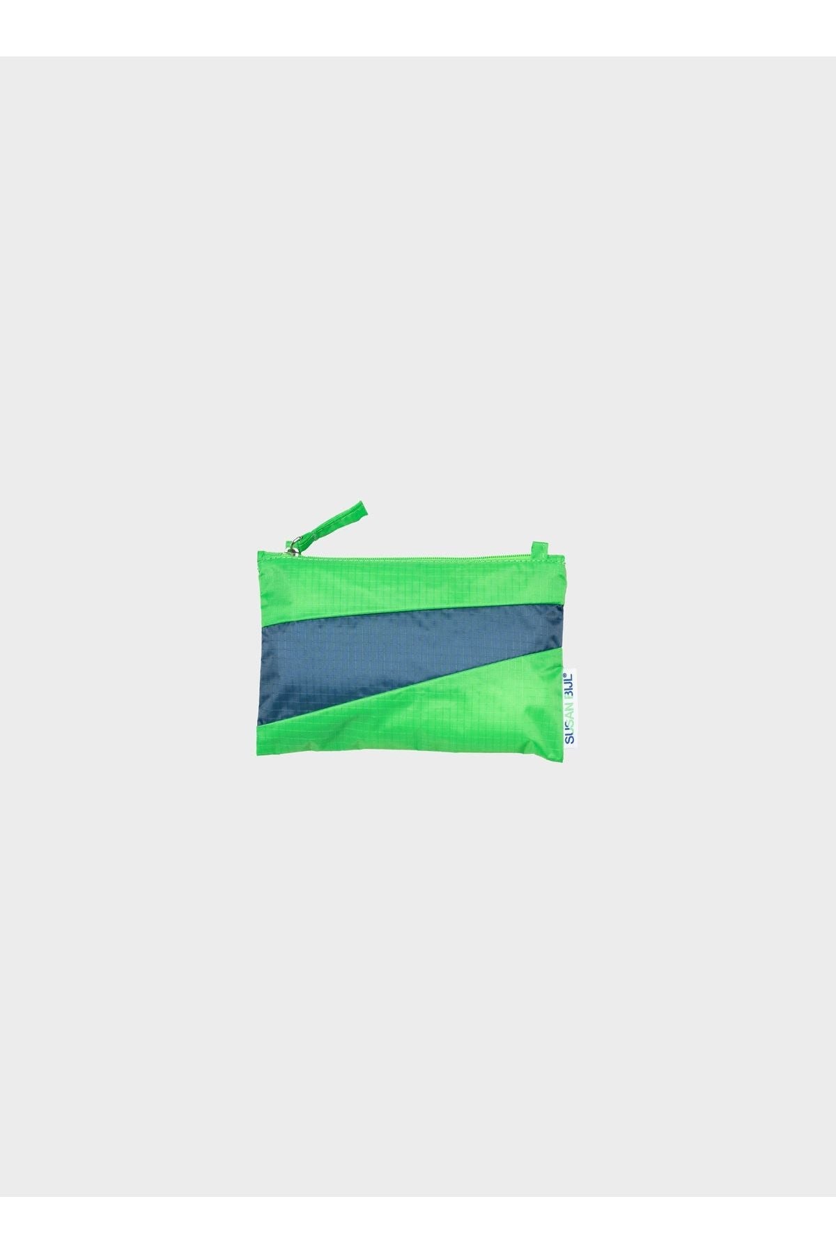 The New Pouch Greenscreen & Dark Patrol Small van SUSAN BIJL | Kids Conceptstore Le Fanfare
